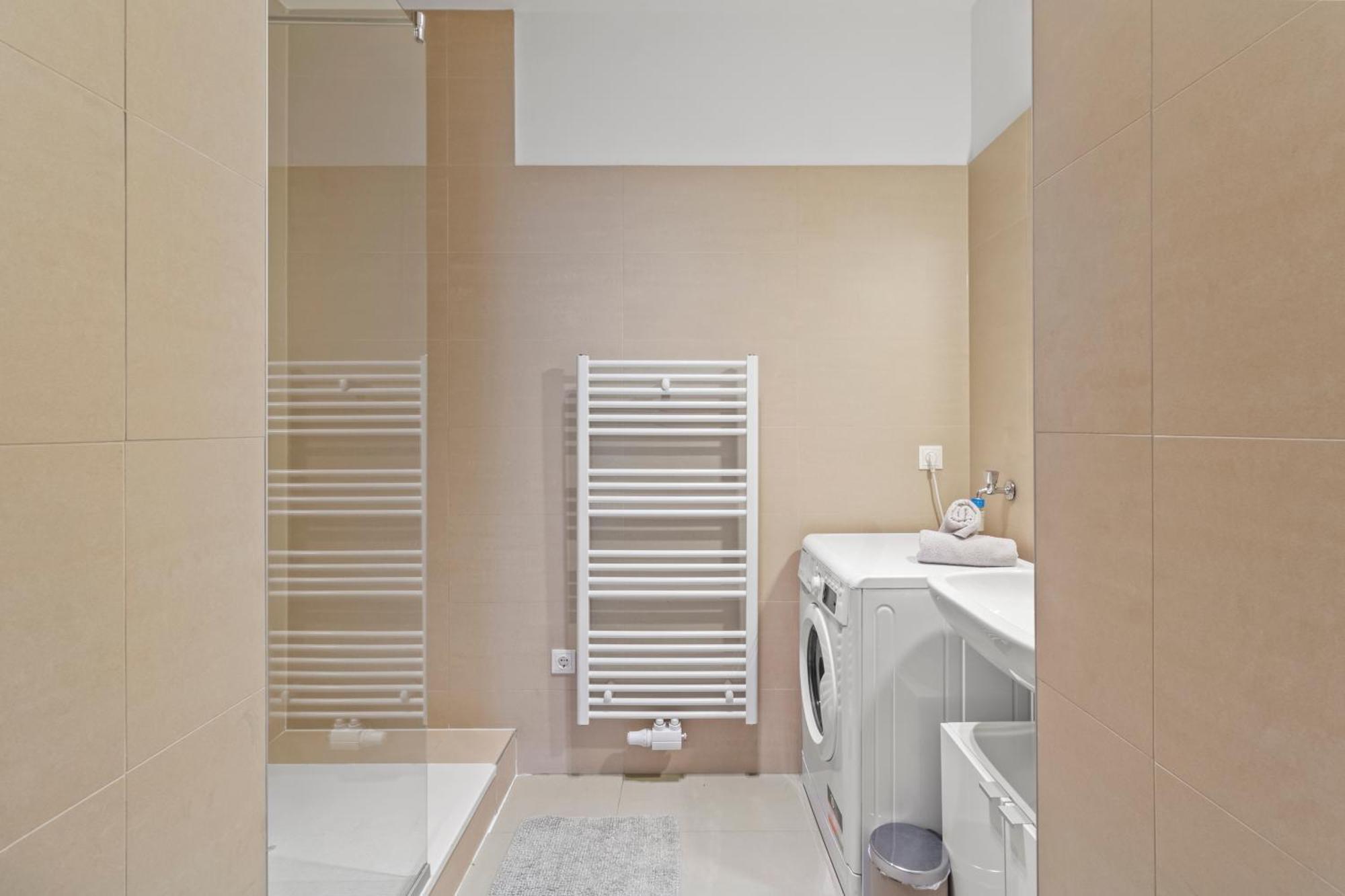 City Apartment, Two Metro Stations To Hauptbahnhof 비엔나 외부 사진